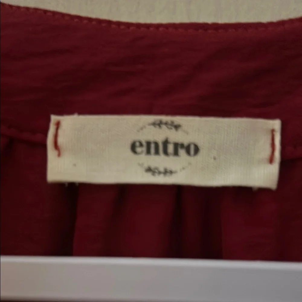 Entro Deep Red Blouse - Picture 2 of 10